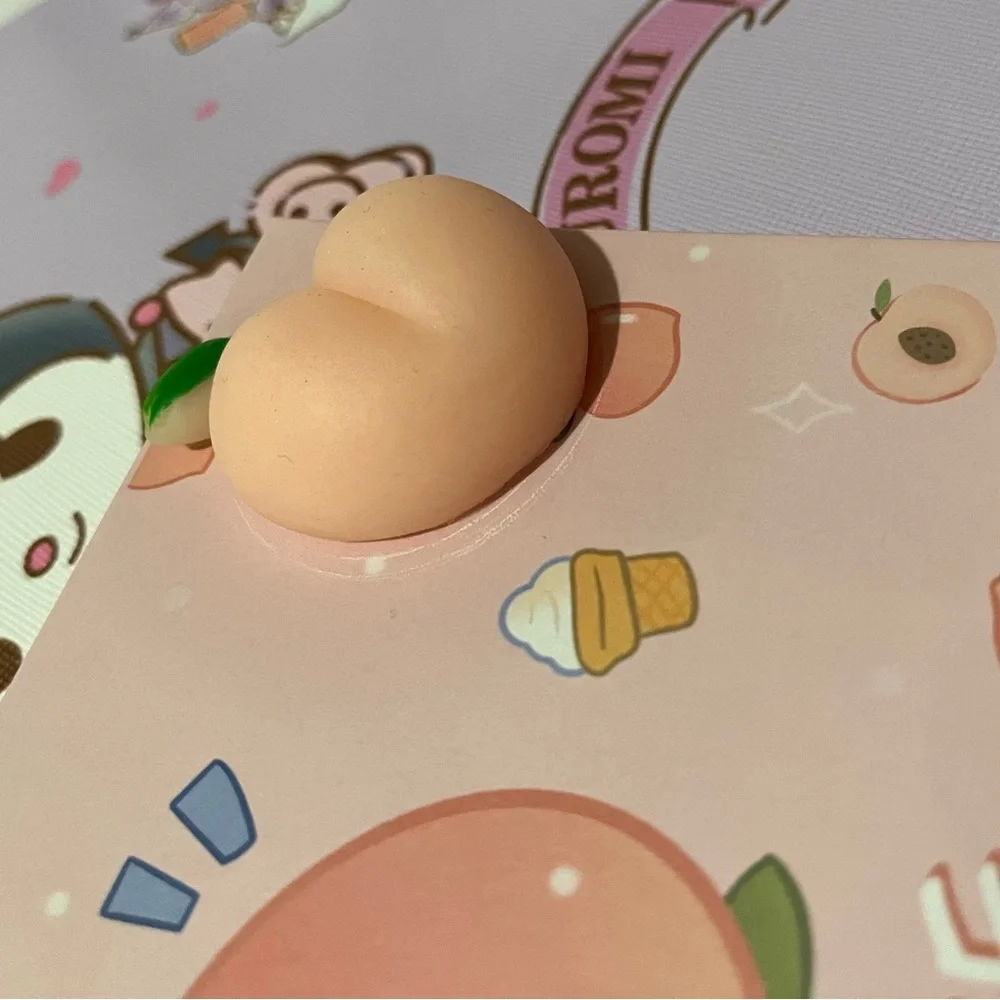 18 Color Neutral Warm-Toned Peach Palette with Squishy Peach